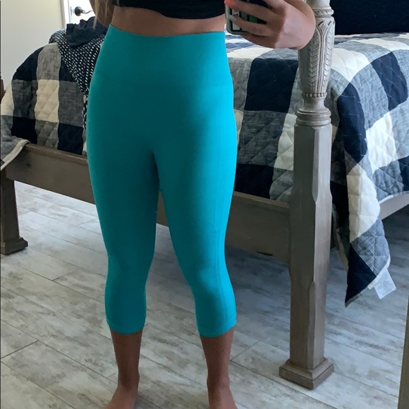 COPY - Lululemon leggings - Picture 3 of 4